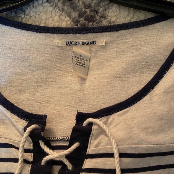 ⚓️Lucky Brand quarter length sleeve top⚓️ - Picture 3 of 5
